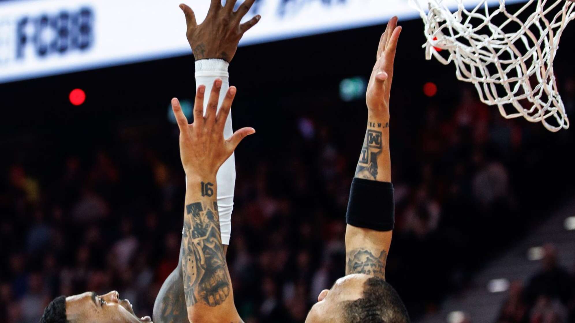 Xaver Rathan-Mayes (links) und Shabazz Napier
