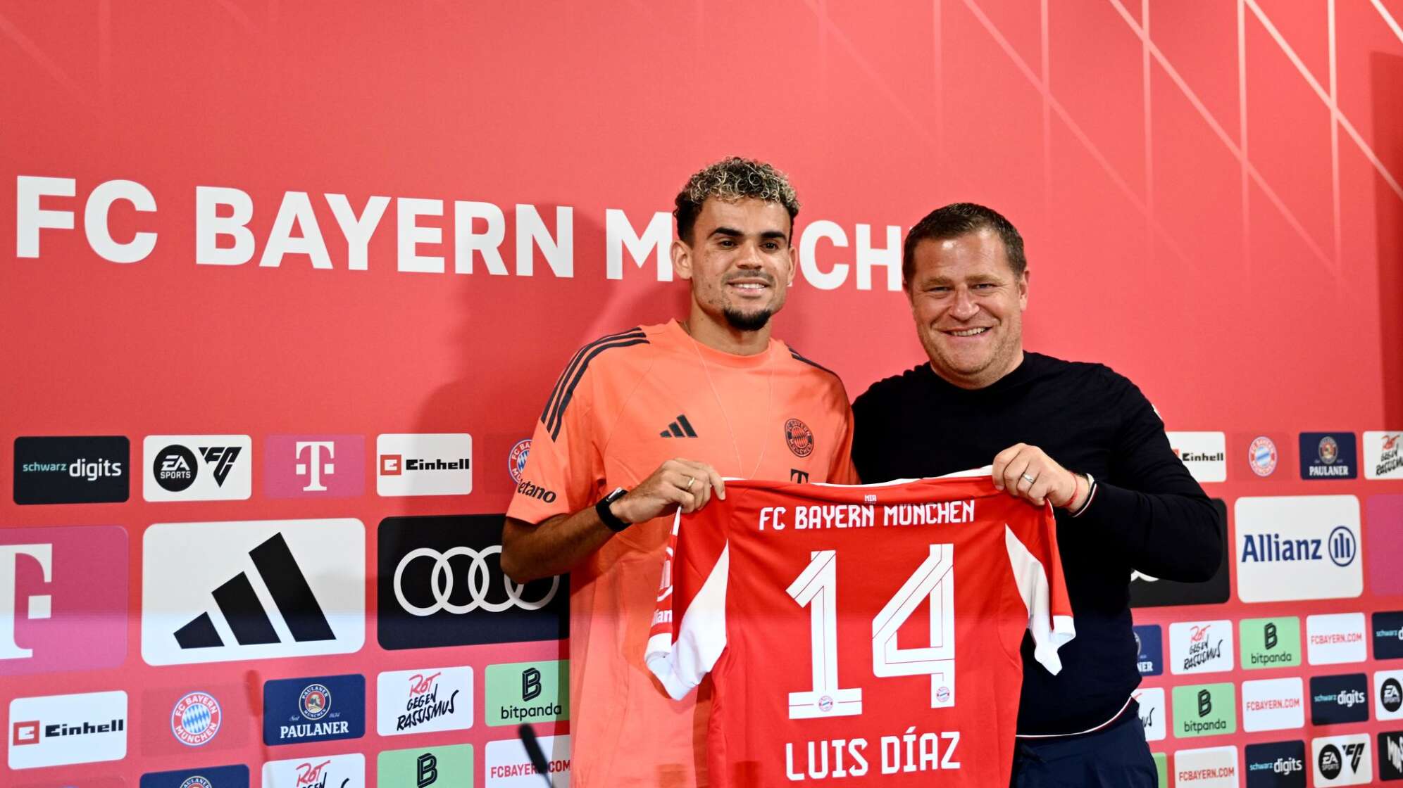 Vorstellung von Neuzugang Luis Díaz beim FC Bayern