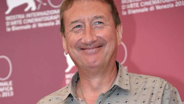 Steven Knight schreibt Drehbuch für neuen James-Bond-Film