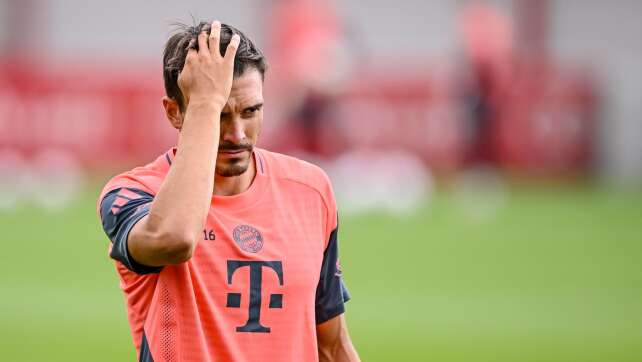 Bayern-Manager kündigt Weggang von Millionen-Profi an