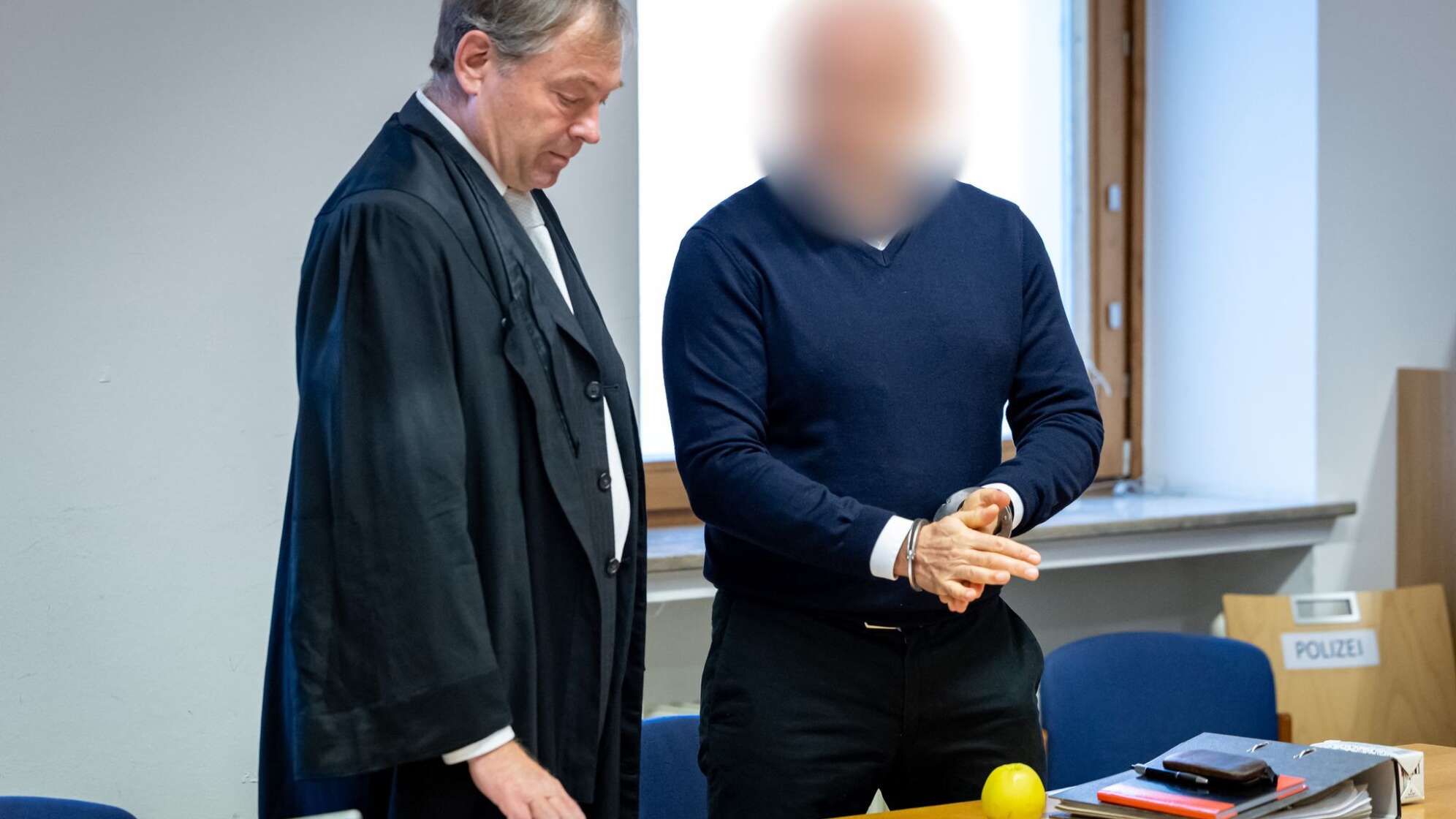 Prozess gegen einen ehemaligen Mitarbeiter einer Bank