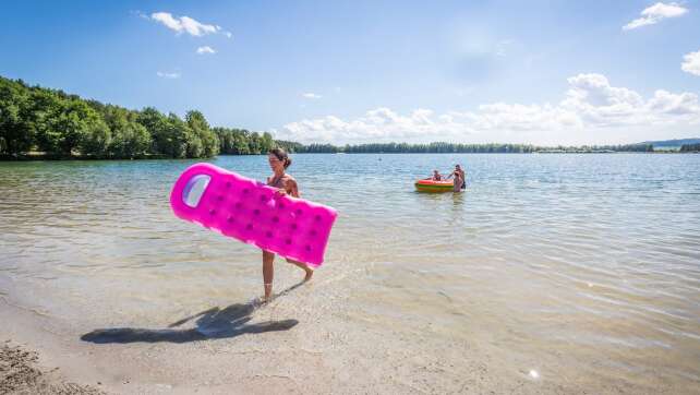 Die besten Badeplätze in Bayern: Hier könnt ihr kostenlos schwimmen