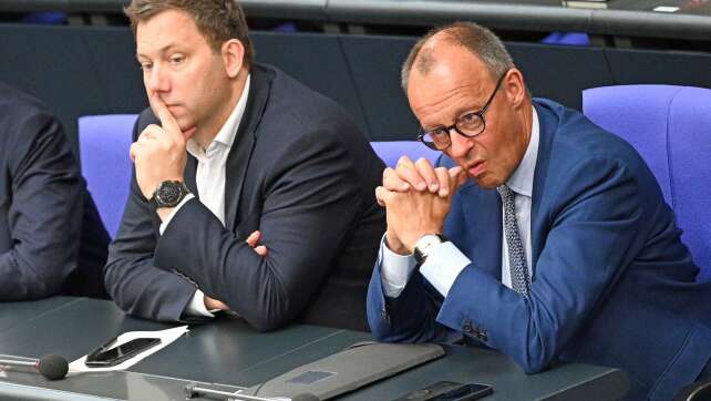 Insa-Umfrage: Mehrheit mit Regierung und Kanzler unzufrieden