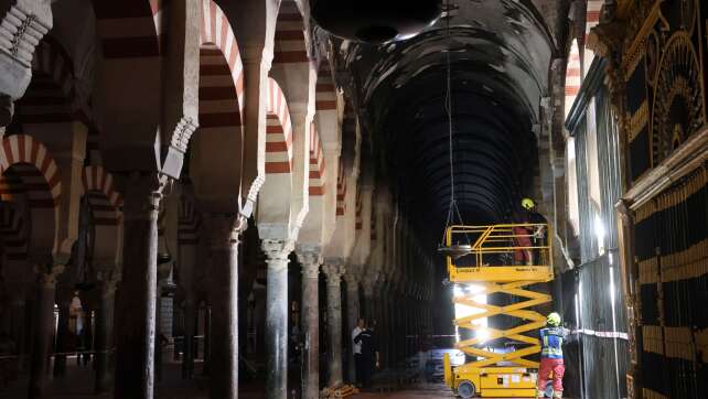 Flammen im Welterbe - Córdoba-Kathedrale entgeht Katastrophe