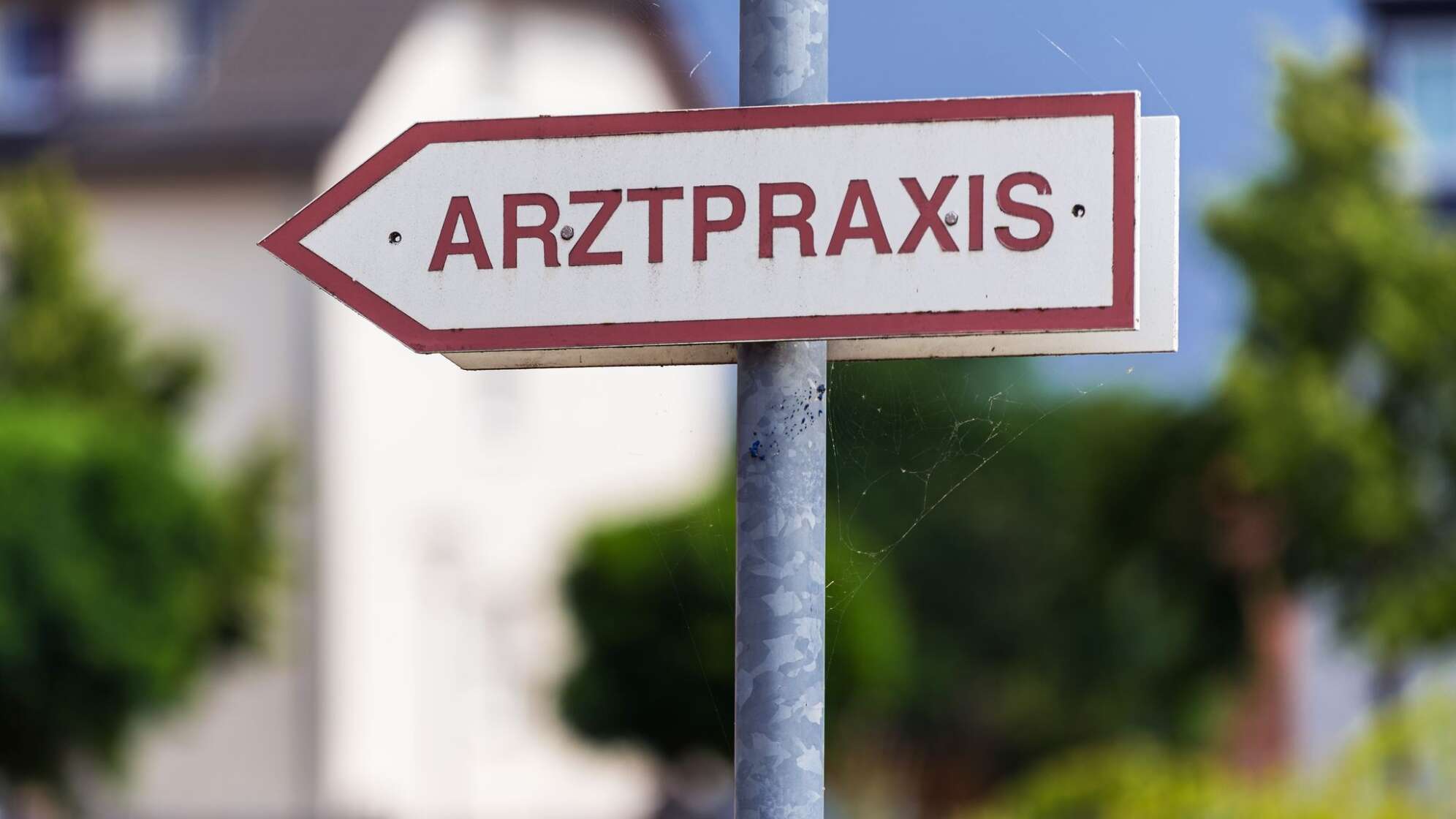 Arzt-Schild