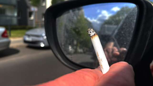 Italien droht mit drastischen Strafen für Müll aus dem Auto