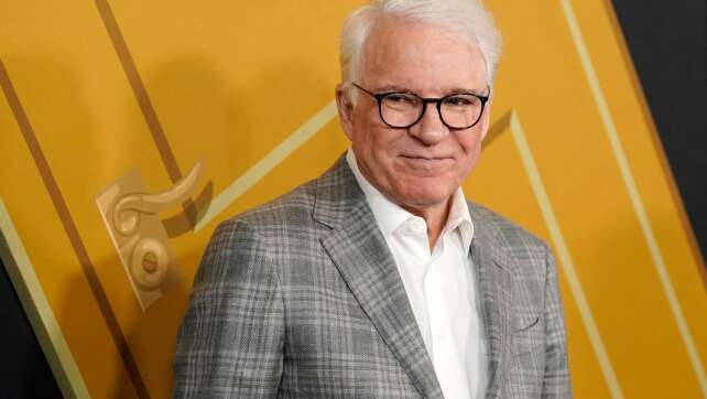 Trockener Witz und späte Vaterfreuden - Steve Martin zum 80.