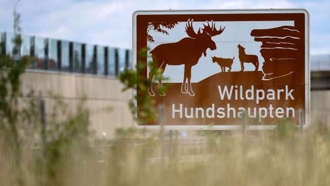 Braune Schilder sind Kommunen und Landkreisen oft zu teuer
