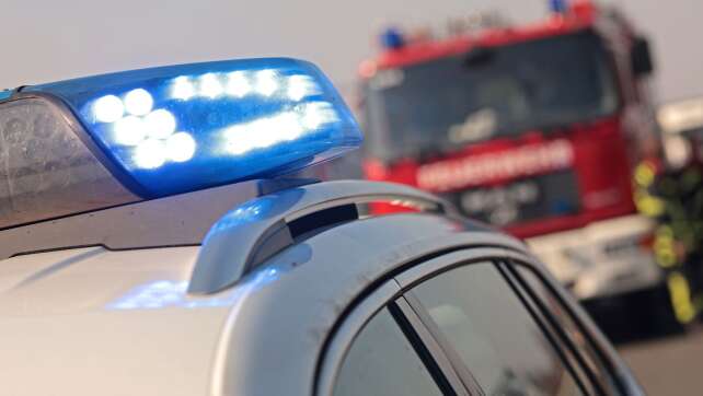 A99 wegen Lkw-Brands voraussichtlich bis zum Abend gesperrt