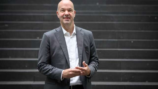 DIW-Chef fordert verpflichtendes soziales Jahr für Rentner