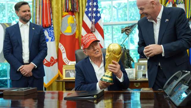 WM-Auslosung in Washington - Trump spricht über Putin-Besuch