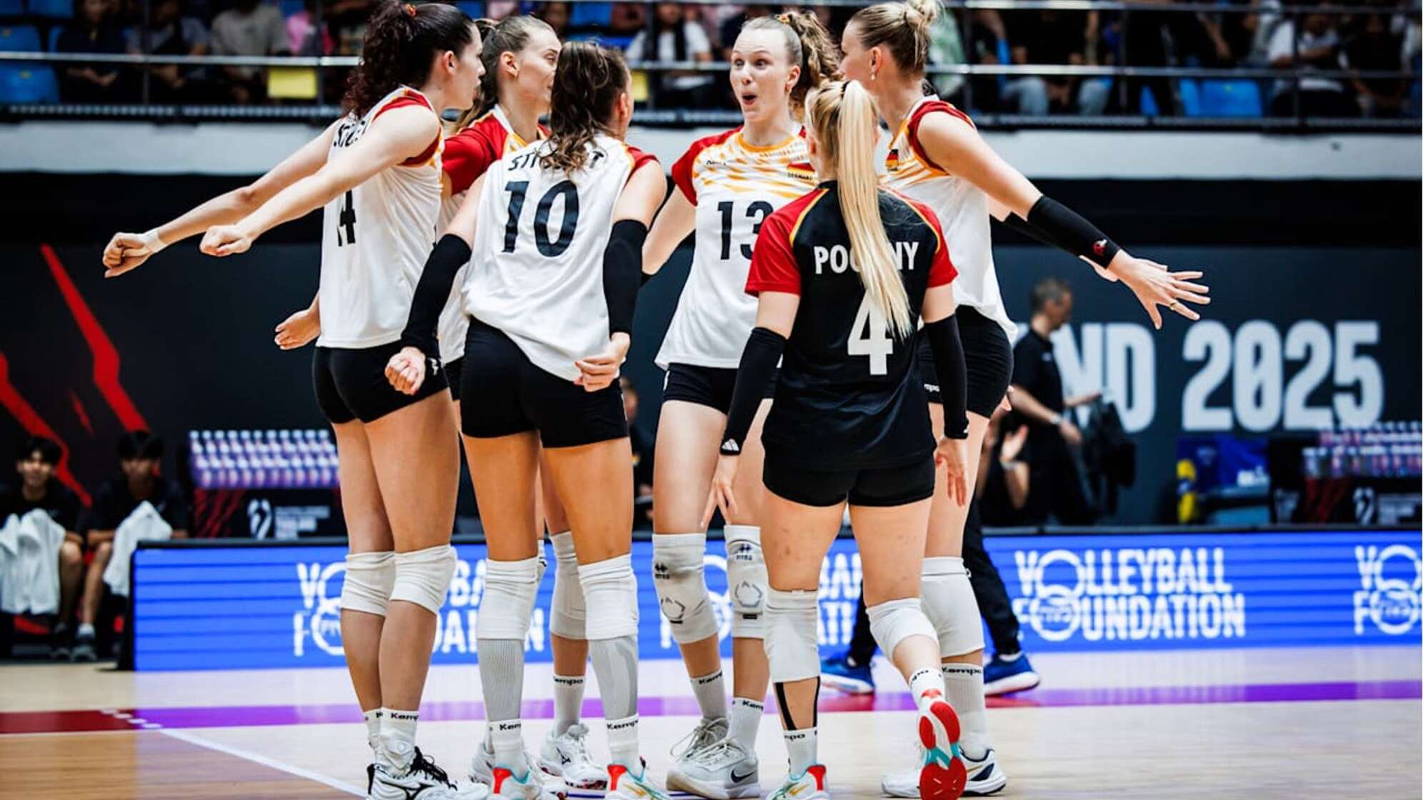 Volleyball WM Frauen in Thailand - Deutschland - Kenia