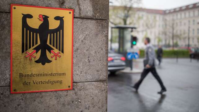 Kabinett tagt in abhörsicherem Raum im Bendlerblock
