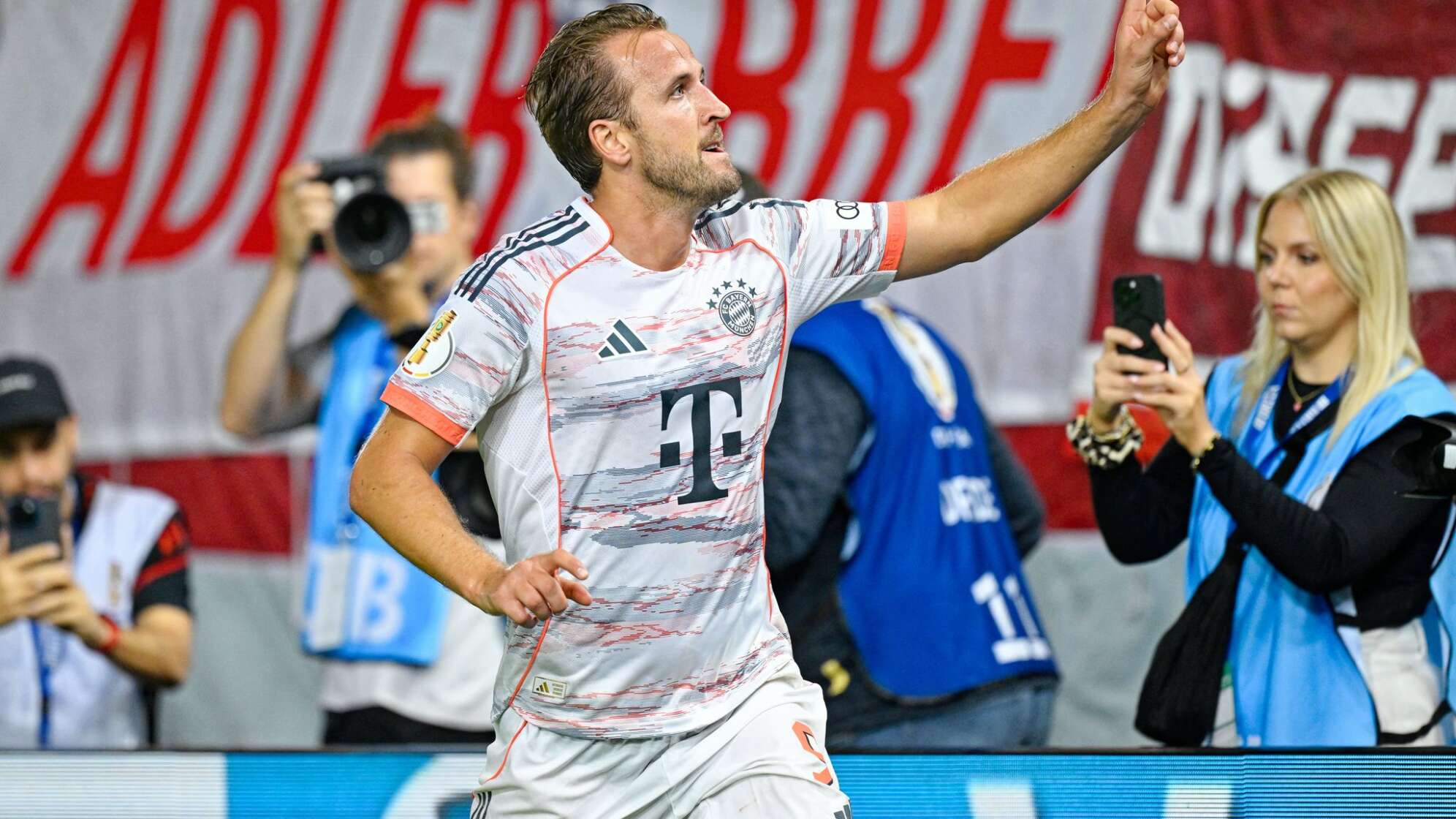 SV Wehen Wiesbaden - Bayern München