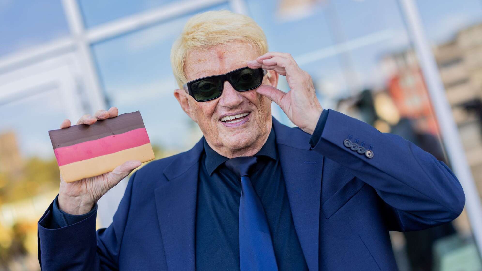 Schlagersänger Heino präsentiert «Deutschland Schokolade»