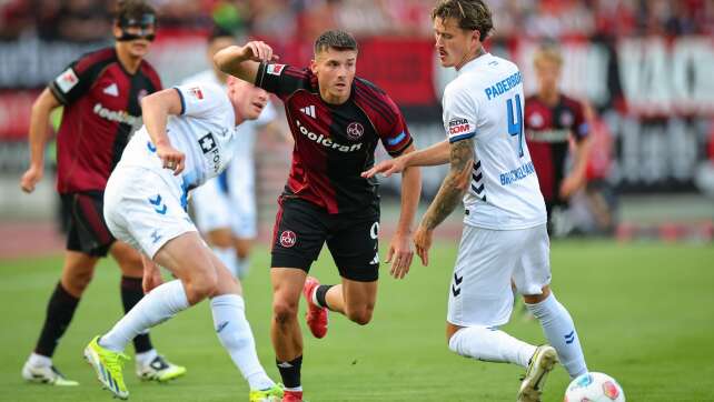 Viele Chancen, keine Tore: Nürnberg holt ersten Punkt
