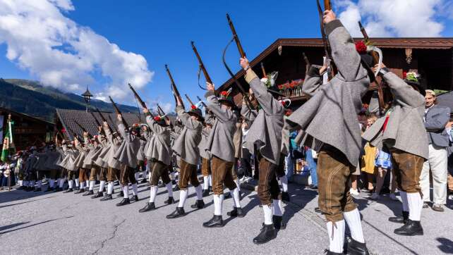 Frauen am Gewehr? Debatte bei Tiroler Schützen