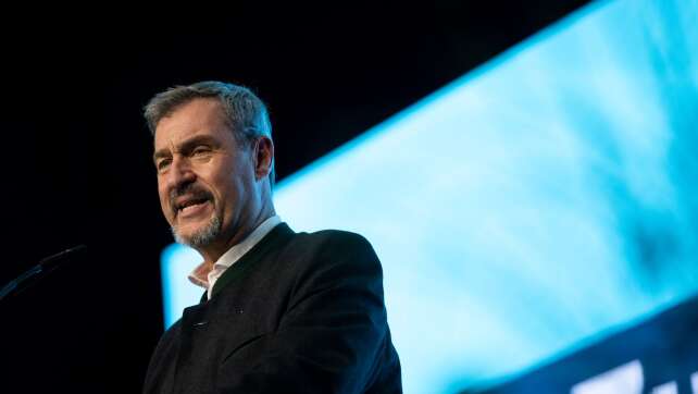 Söder: EU-Verbrennerverbot gefährdet Hunderttausende Jobs