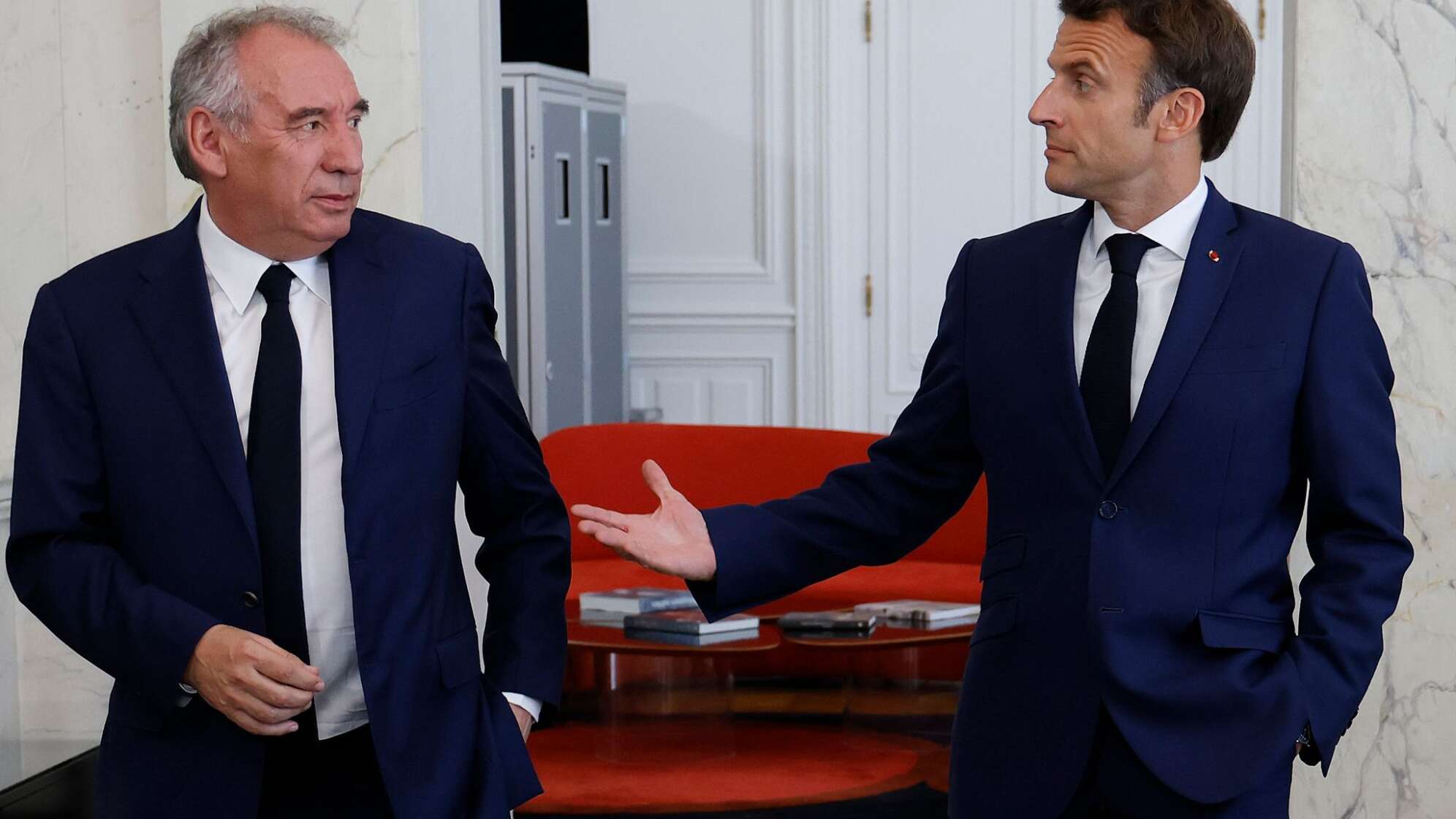 Francois Bayrou und Emmanuel Macron
