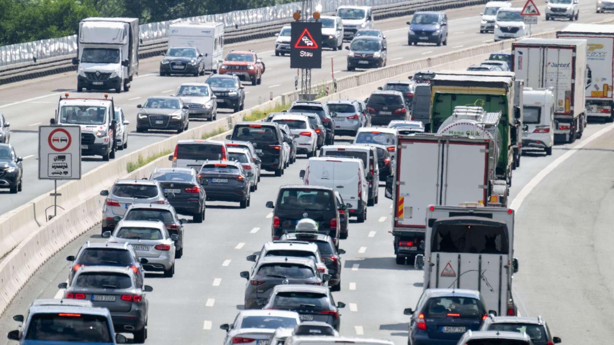 Stau auf der Autobahn
