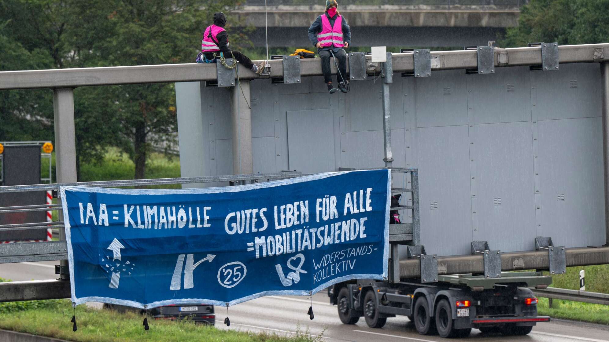 Demonstration gegen die IAA