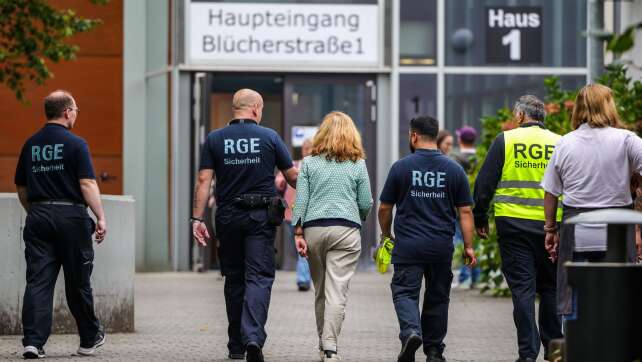 Reul: Messerangriff könnte islamistischen Hintergrund haben