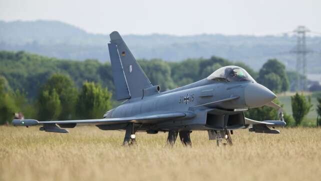 Deutschland schickt weitere Kampfjets in polnischen Luftraum