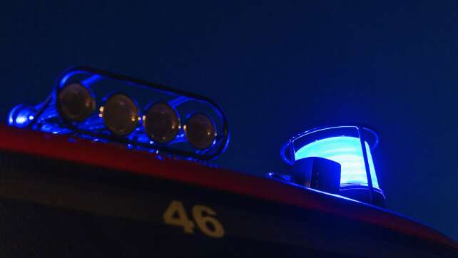 Hoher Schaden nach Wohnhausbrand – Bewohner festgenommen