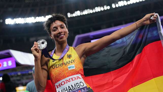 Mihambo bejubelt WM-Silber - Bolt feiert Jamaika-Triumph