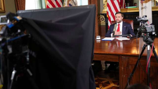 Vance moderiert «Charlie Kirk Show» aus dem Weißen Haus