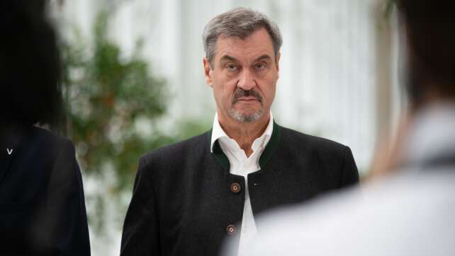 Söder will im öffentlichen Dienst 10.000 Stellen sparen