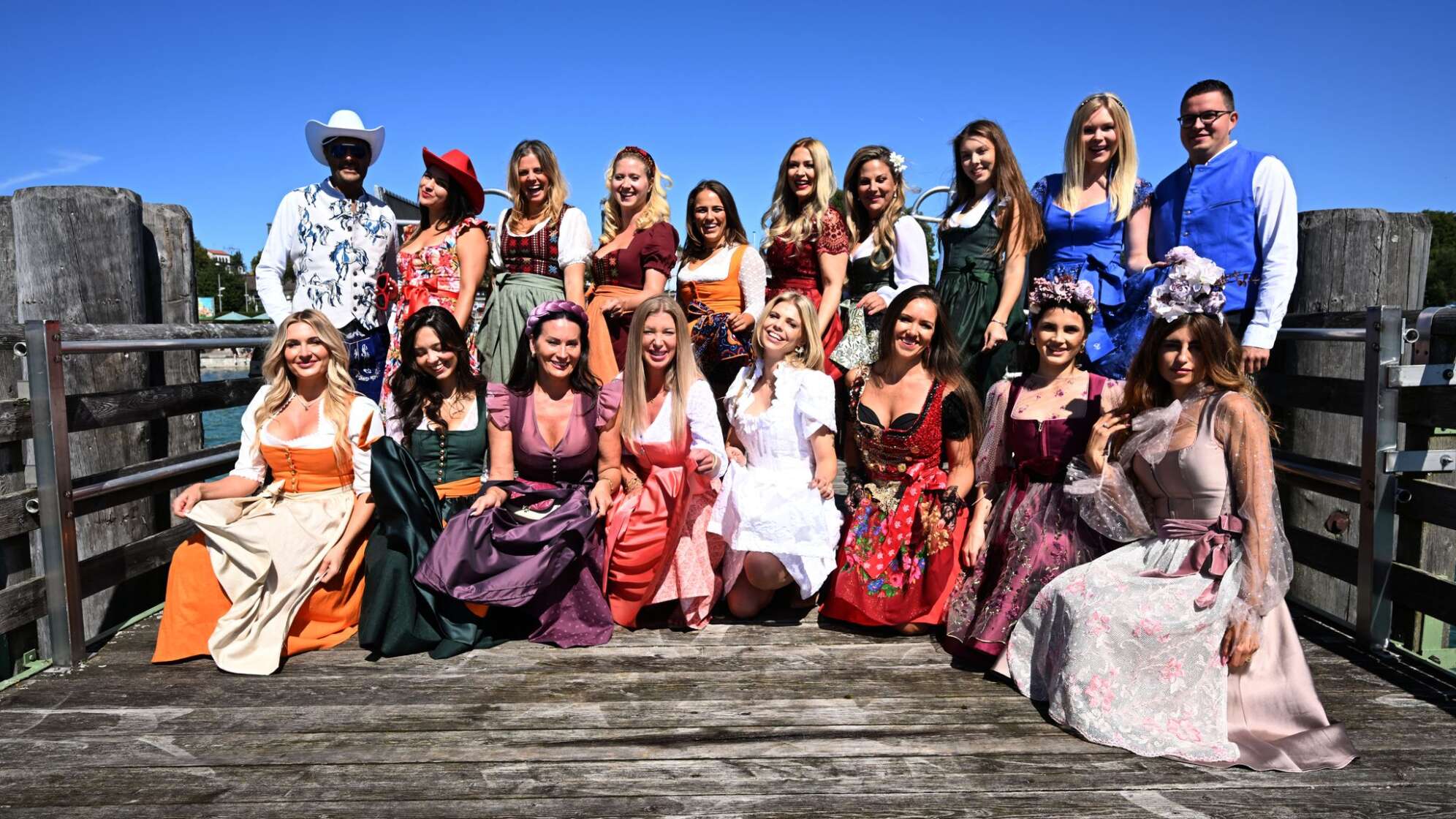 Dirndl-Gipfel zu den Trachten-Trends auf dem Oktoberfest