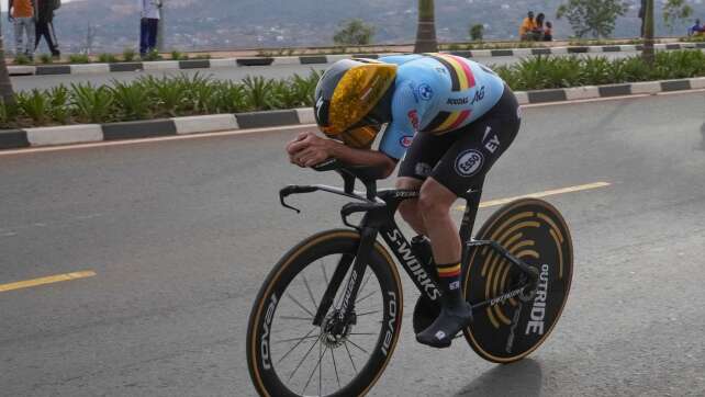 Evenepoel feiert drittes Zeitfahr-Gold und düpiert Pogacar