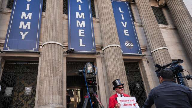 Jimmy Kimmel kehrt mit Appell für Meinungsfreiheit zurück