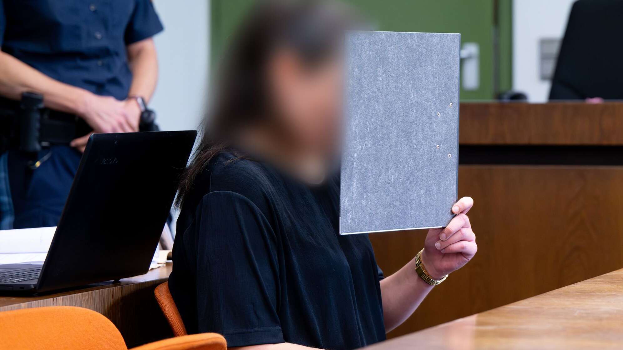 Prozessbeginn gegen Bankkauffrau