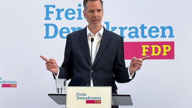 FDP: Weniger Urlaub, dafür mehr Geld für Beschäftigte