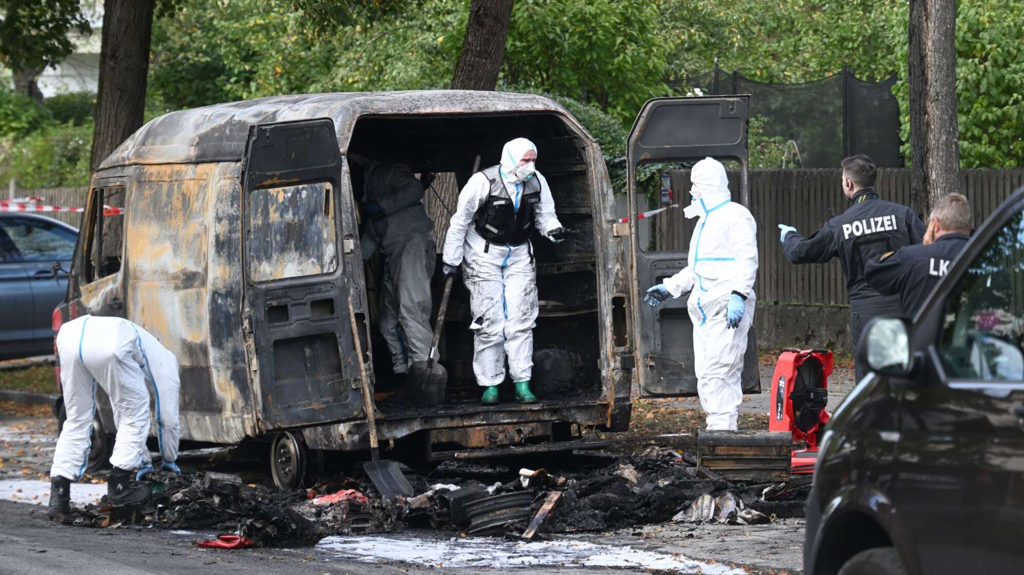 Brand in München - Großeinsatz von Polizei und Feuerwehr