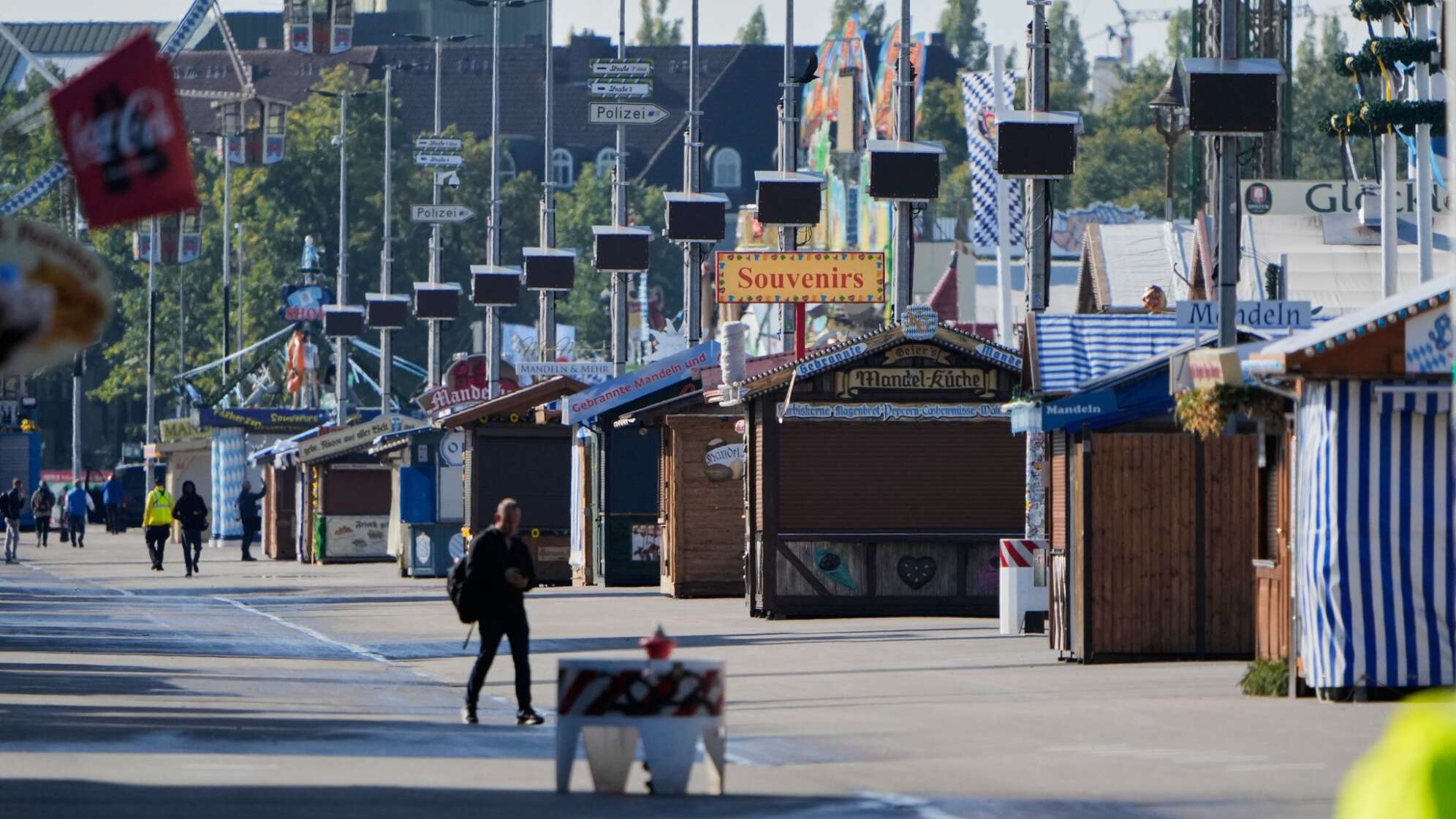 Oktoberfest nach Bombendrohung vorerst geschlossen
