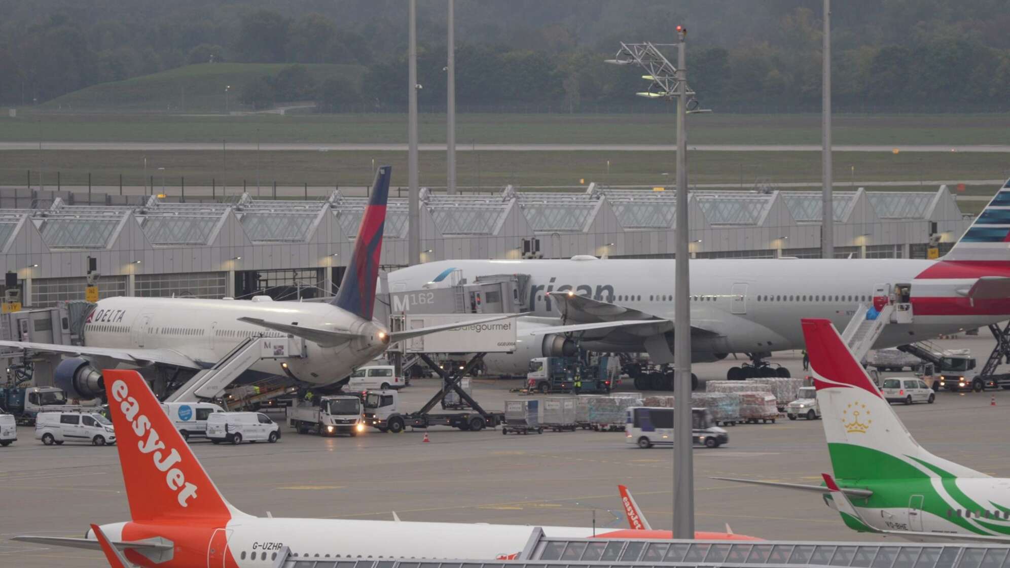 Nach Drohnensichtung am Flughafen München - Flugbetrieb