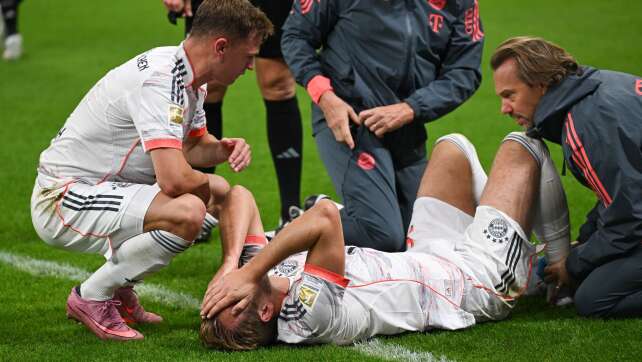 Nach Schrecksekunde: Bayern-Star Kane gibt Entwarnung