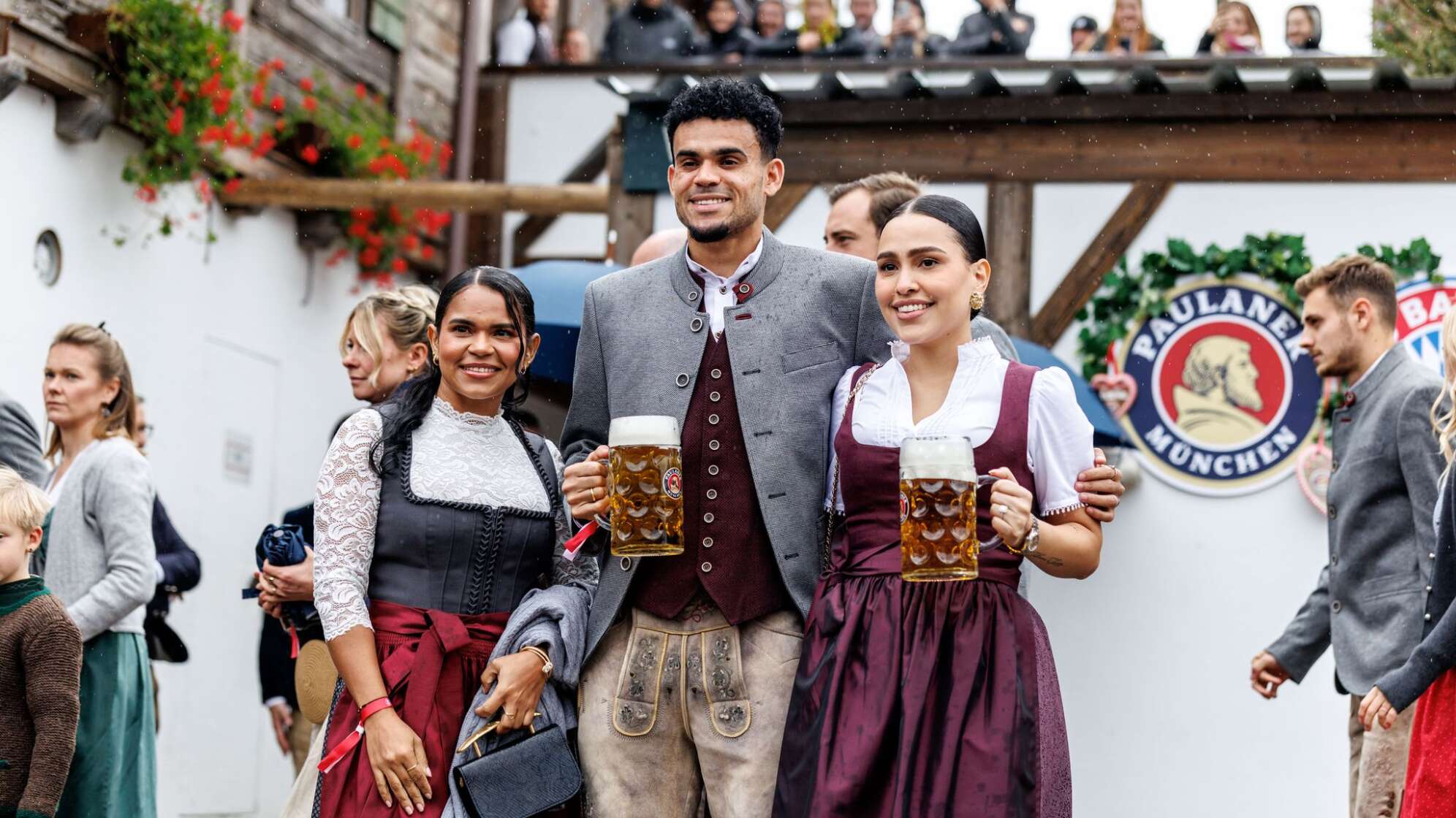 Besuch des FC Bayern München auf dem Oktoberfest