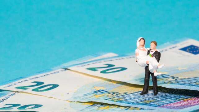 Kostenrechner: Wie viel kostet eine Hochzeit?