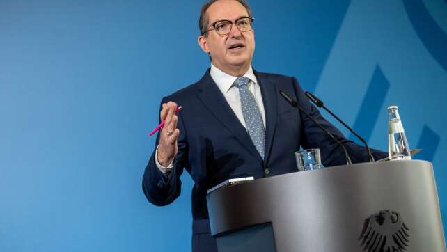 Dobrindt: Drohnenabwehreinheit und -zentrum noch dieses Jahr