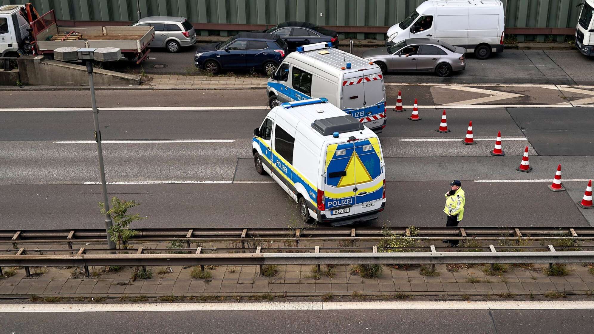 A100 und A113 in Berlin wegen Polizeieinsatz gesperrt