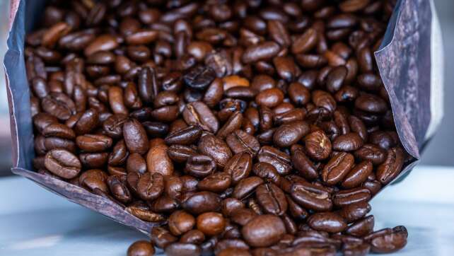 200 Packungen Kaffee bei mutmaßlichem Diebes-Trio gefunden