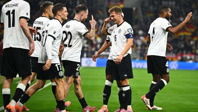 Leichter Sieg nach Rolle rückwärts: DFB-Team jetzt Spitze