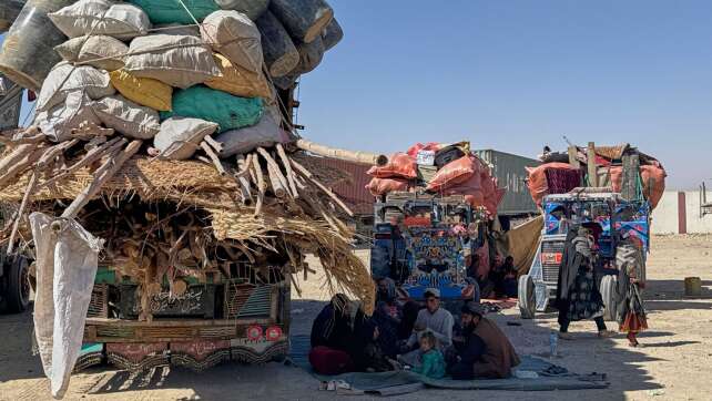 Afghanistan und Pakistan melden Dutzende Tote bei Gefechten