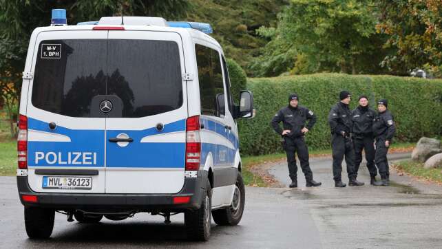Tagelange Suche nach Grundschüler: Leiche im Wald gefunden