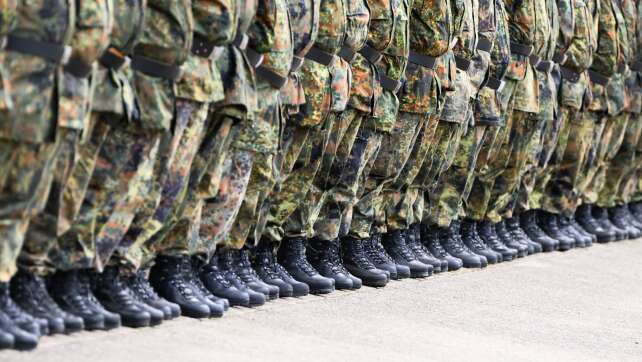 Union und SPD wollen Wehrdienst mit Losverfahren