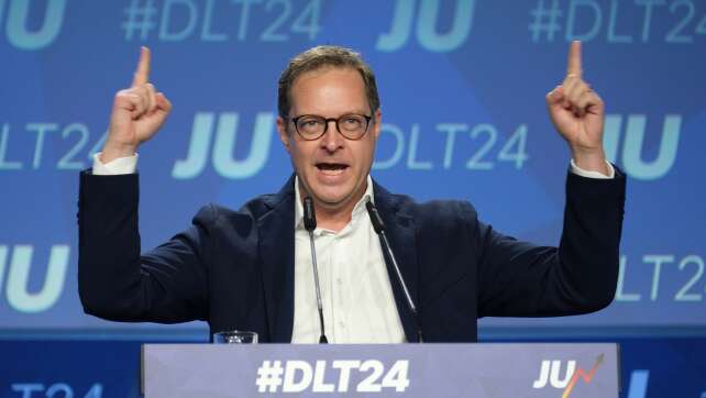 CSU-Spitze gegen jede Lockerung von Brandmauer zur AfD